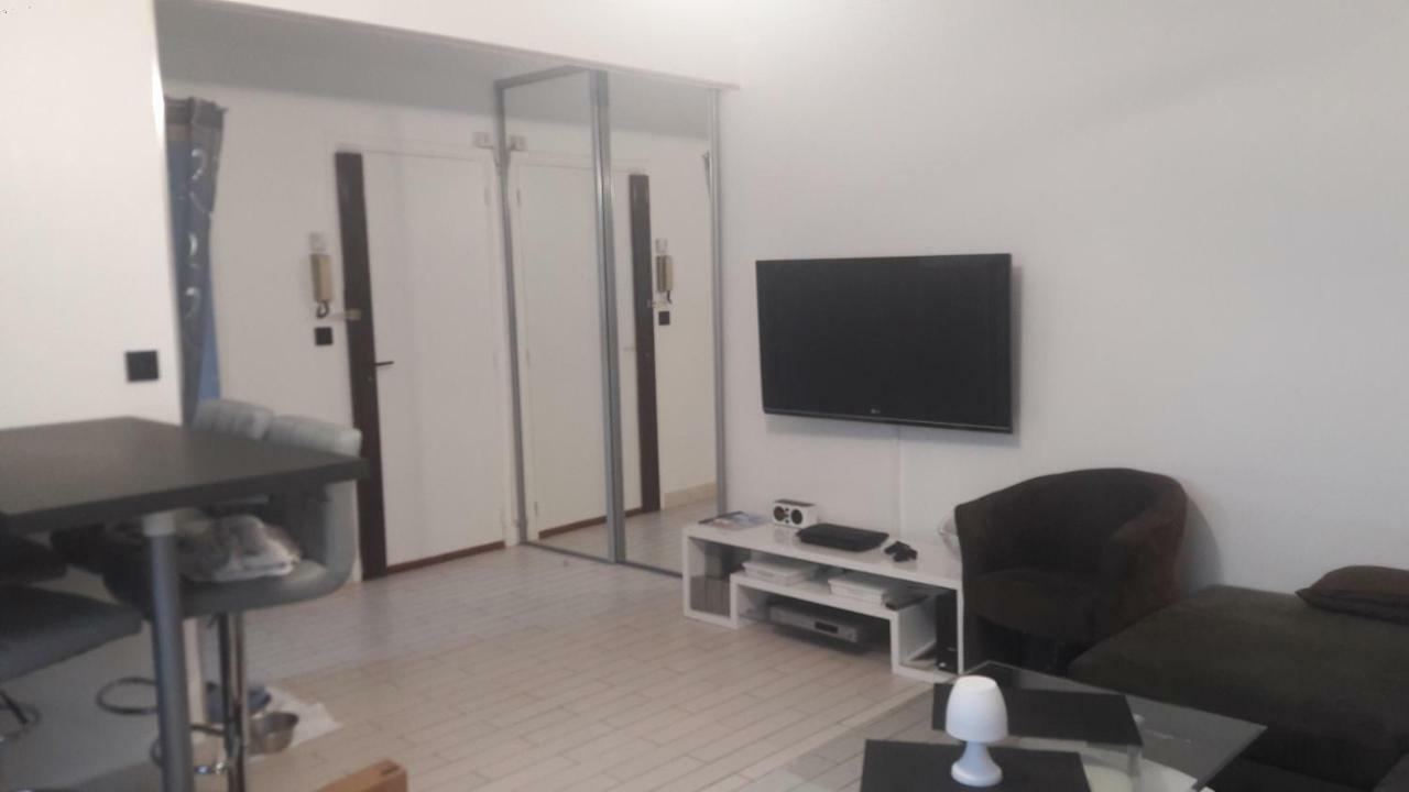 T2 Hippodrome Apartment Cagnes-sur-Mer Exterior photo